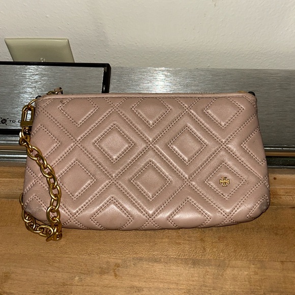 Tory Burch Fleming Crossbody Soft Leather Bag/Clutch in New Mink color - Picture 3 of 12